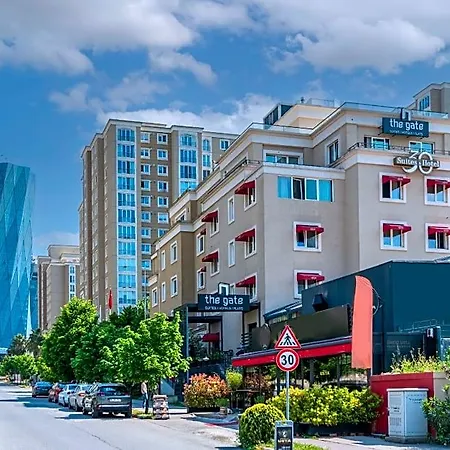מלון The Gate Atasehir Finance Center 5*